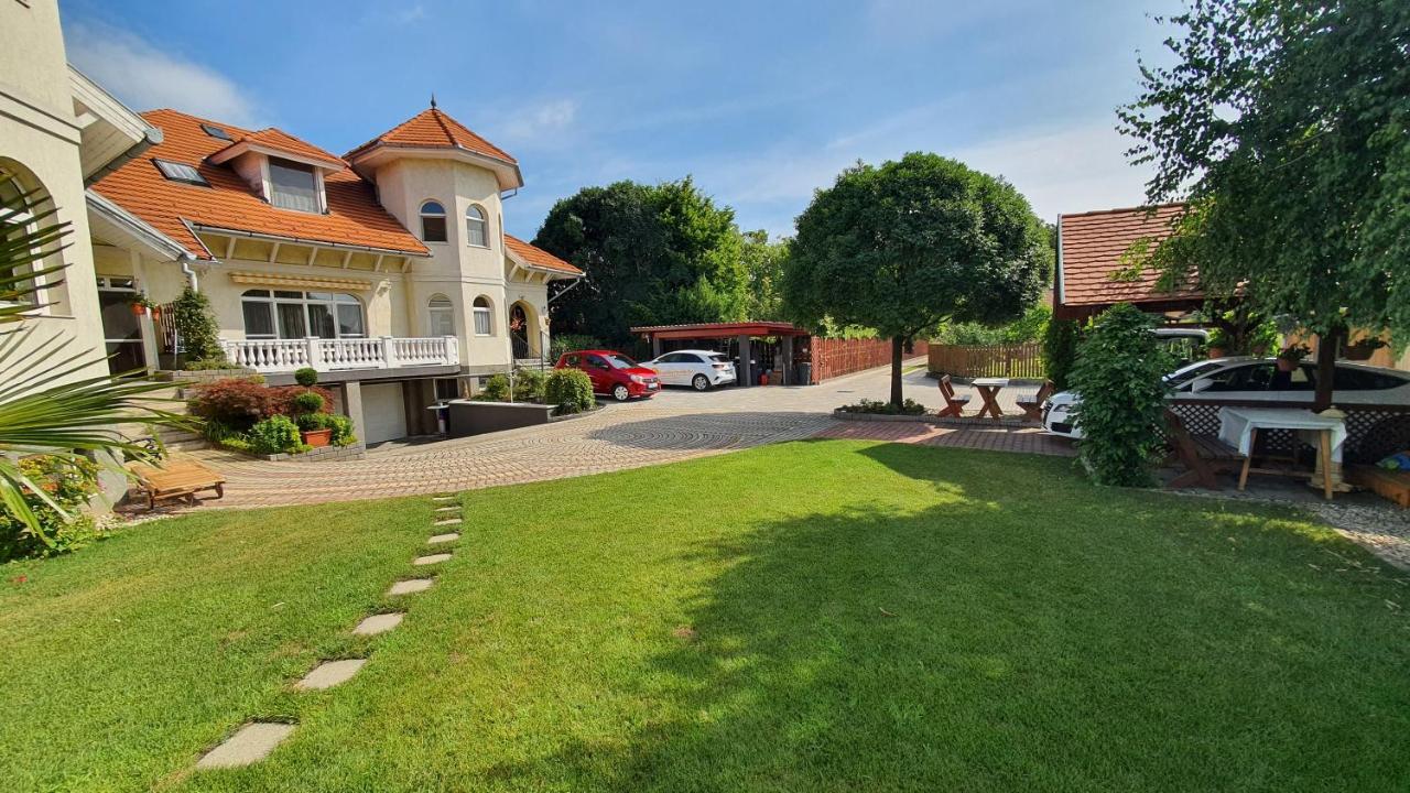 Apartment In Siofok/Balaton 19942 Екстериор снимка